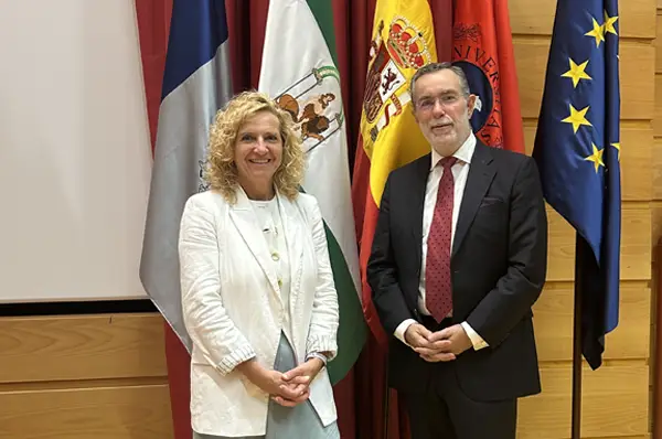 AENOR y la Universidad de Málaga (UMA) han puesto en marcha la Cátedra Empresa. Gestión de Riesgos, Sostenibilidad y Digitalización, una iniciativa orientada a fortalecer la formación, la divulgación, la investigación aplicada y la transferencia de conocimiento en ámbitos determinantes para el presente y el futuro de las organizaciones empresariales.